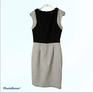 Kara Girl Scoop Neck Gingham Black/White Sleeveless Dress Size Medium